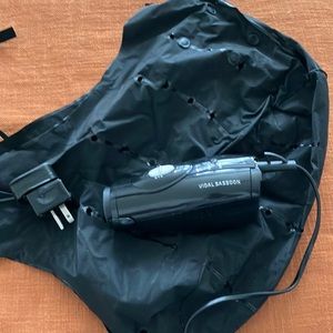 VIDAL SASSOON HANDHELD BONNET DRYER